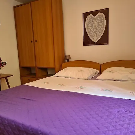 Bakarić * Veli Lošinj