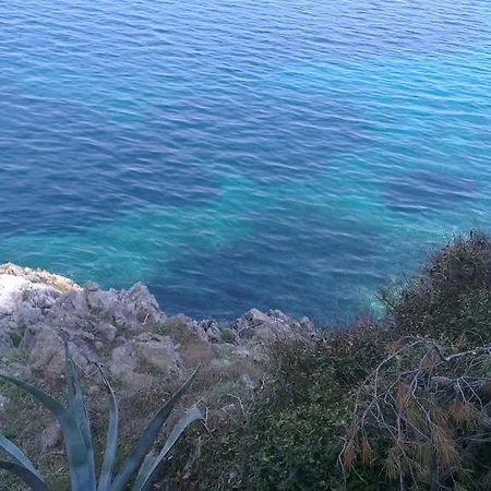 Bakarić Veli Lošinj