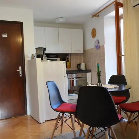 Bakaric Appartamento Lussingrande